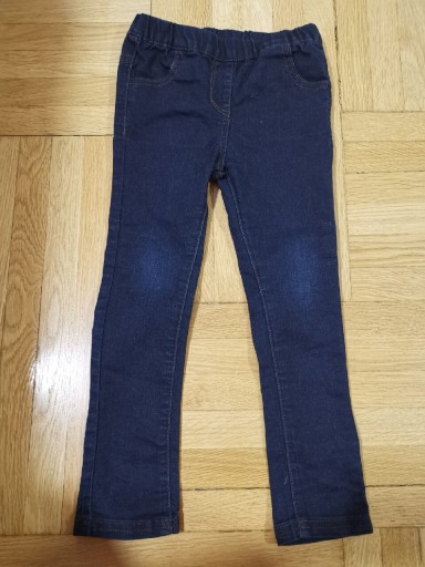 Zdjęcie oferty: Rozmiar 104 Spodnie jeansowe dla dziewczynki 