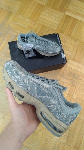 Zdjęcie oferty: Buty Nike Air Max Tailwind IV SP