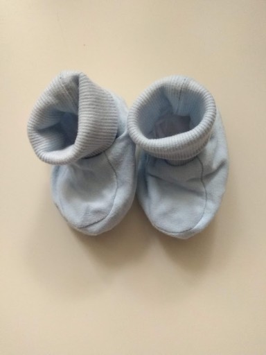 Zdjęcie oferty: Buciki  niemowlęce 11cm r. 3-6 M