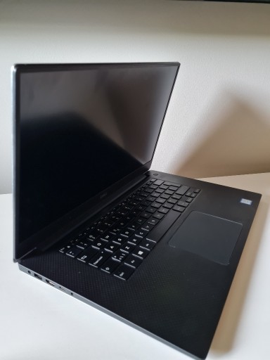 Zdjęcie oferty: Dell laptop intel core i7 7th gen