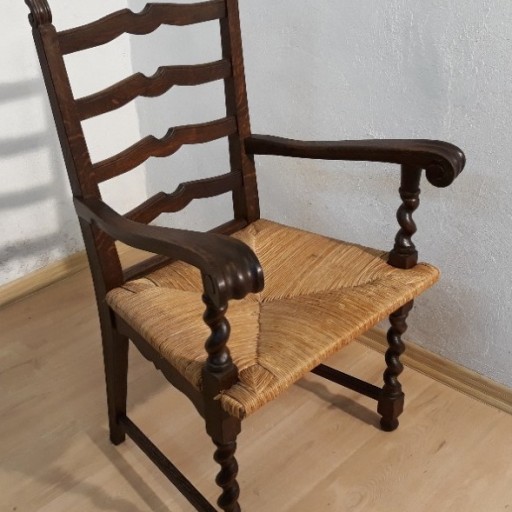 Zdjęcie oferty: Zabytkowy fotel drewniany dębowy tron plecionka