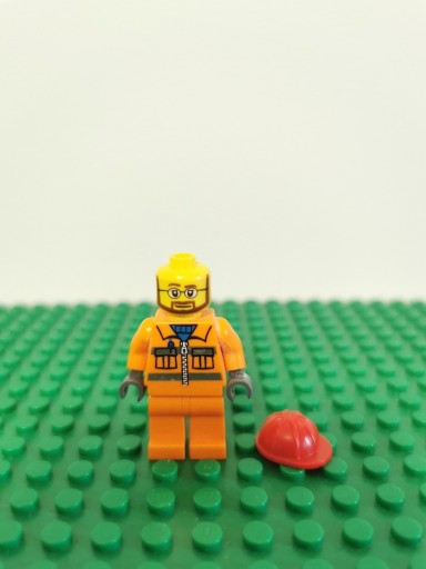 Zdjęcie oferty: Pracownik budowlany figurka LEGO cty0032