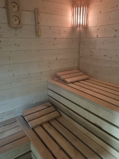 Zdjęcie oferty: Solidny zagłówek do sauny z drewna olchowego 