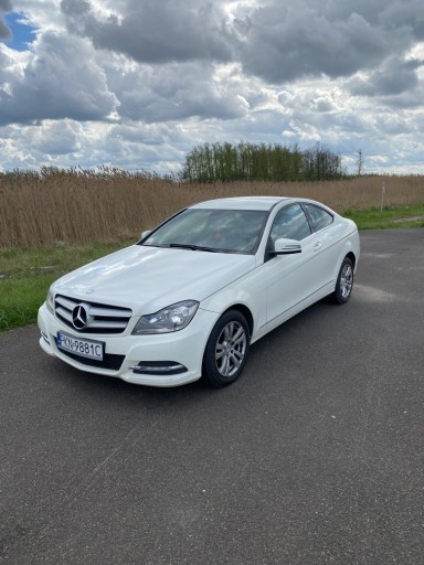 Zdjęcie oferty: Mercedes W204 COUPE