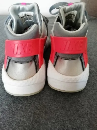 Zdjęcie oferty: Buty sportowe nike r. 38