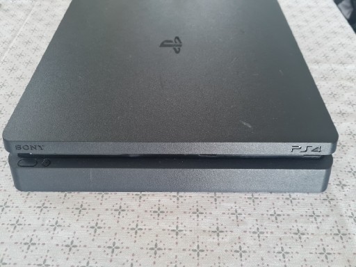 Zdjęcie oferty: Konsola PS4 slim, Playstation 4