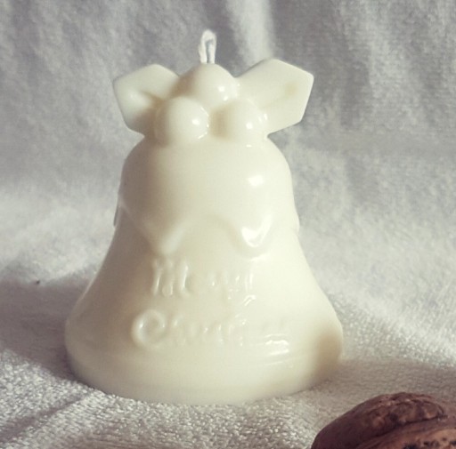 Zdjęcie oferty: Świeca sojowa zapachowa w kształcie dzwonka