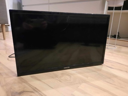 Zdjęcie oferty: Manta LED TV 24" telewizor uszkodzony czarny