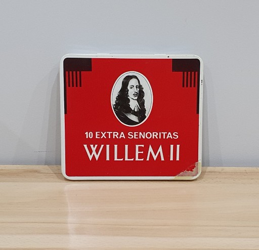 Zdjęcie oferty: Pudełko po papierosach WILLEM II