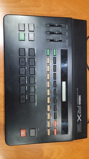 Zdjęcie oferty: Yamaha RX15 automat perkusyjny