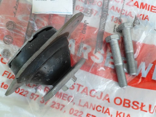 Zdjęcie oferty: PODUSZKA POD SKRZ. B. (OE)FIAT PALIO WE.1,2b 02-12