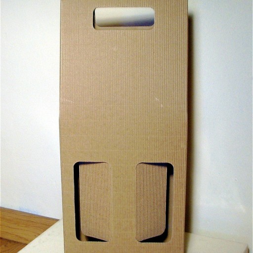 Zdjęcie oferty: Kartonowe pudełko na 2 butelki z oknami