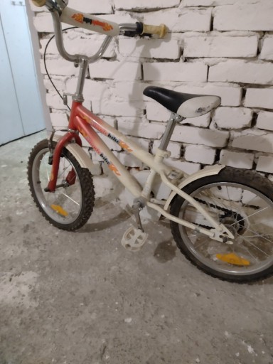 Zdjęcie oferty: Rowerek BMX 16