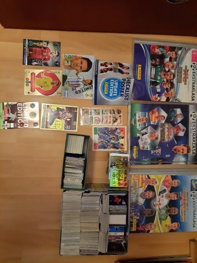 Zdjęcie oferty: Kolekcja karty piłkarskie adrenalyn panini ok.2200