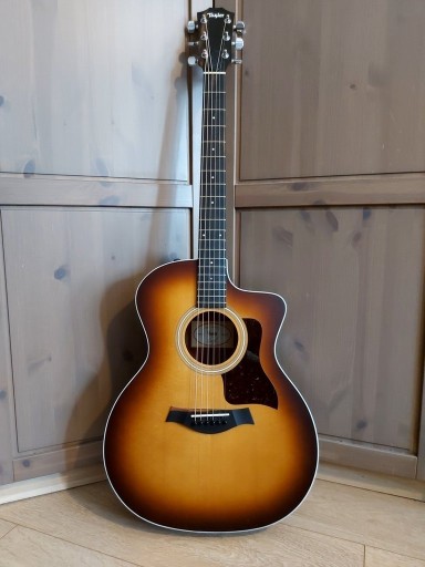 Zdjęcie oferty: Gitara elektroakustyczna Taylor 214ce-K SB (2022)