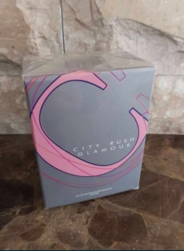 Zdjęcie oferty:  AVON CITY RUSH GLAMOUR EDP 50ML UNIKAT 