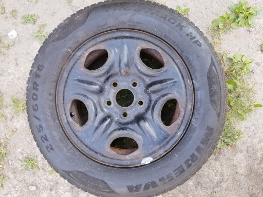 Zdjęcie oferty: Koła Ford Freestar, kołpaki, opony 225/60R16 M+S