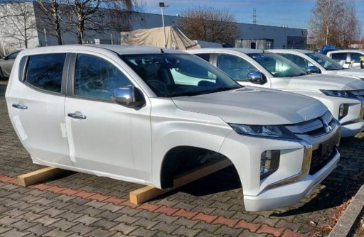 Zdjęcie oferty: Tylna klapa burta Mitsubishi L200 Nowy Model 19-