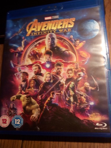 Zdjęcie oferty: Avengers Wojna bez granic BluRay PL