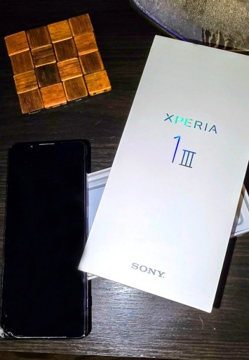 Zdjęcie oferty: Sony Xperia 1 III – 12/256 GB | 4K OLED | Aparat ZEISS | Jack 3.5 mm