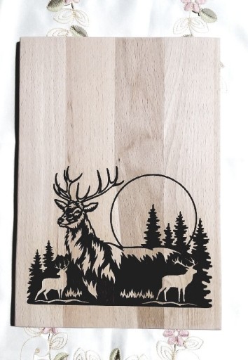 Zdjęcie oferty: Deska z drewna Bukowego do kuchni z motywem