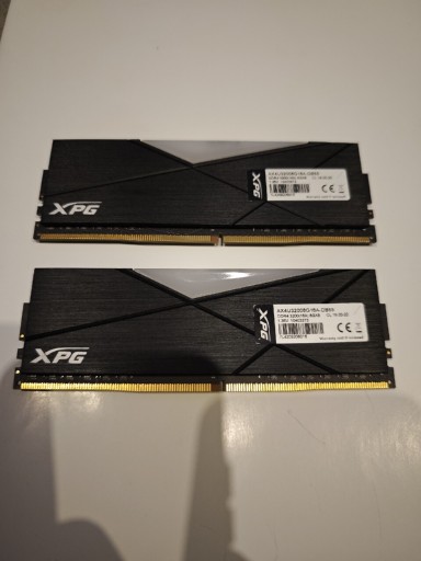 Zdjęcie oferty: Pamięć RAM DDR4 2x8GB 16GB 3200MT XPG