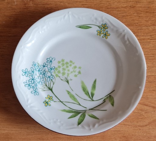 Zdjęcie oferty: Talerz śniadaniowy Fabryka porcelany Karolina