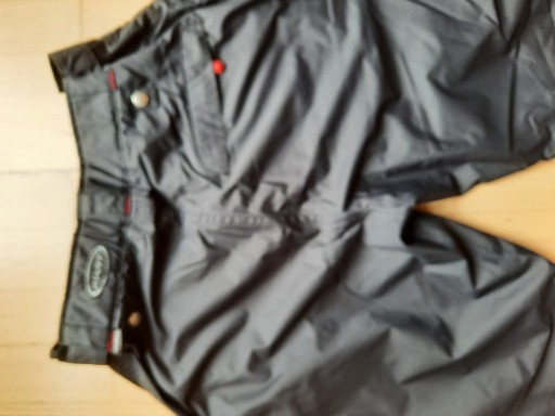 Zdjęcie oferty: Spodnie snowboardowe firmy Nasty outerwear