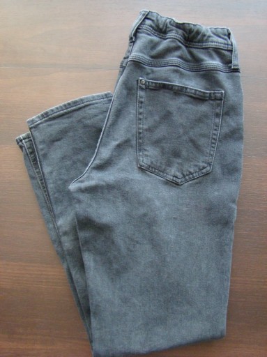 Zdjęcie oferty: Spodnie chłopięce jeans H&M 158