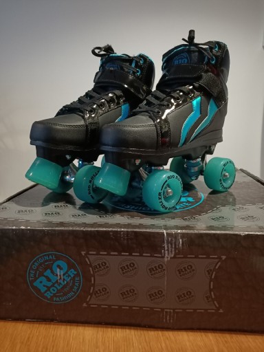 Zdjęcie oferty: WROTKI RIO ROLLER KICK r.37 CZARNE - TURKUSOWE