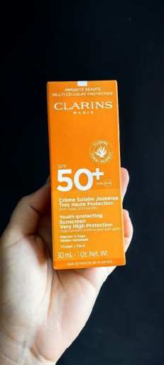 Zdjęcie oferty: Clarins Youth-protecting sunscreen SPF50+ 30ml