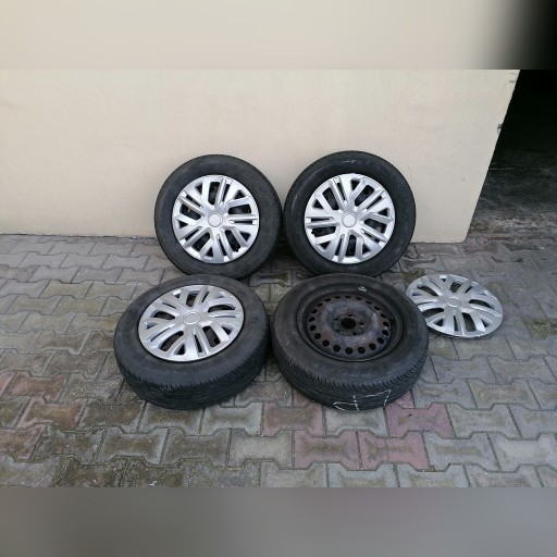 Zdjęcie oferty: Felgi z oponami letnimi 15 cali 5x108  