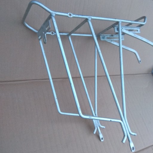 Zdjęcie oferty: Bagażnik rowerowy aluminiowy 26-27"