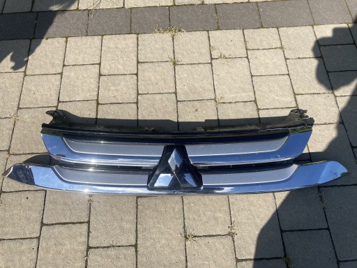 Zdjęcie oferty: Atrapa grill Mitsubishi Outlander III 2017