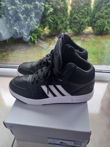 Zdjęcie oferty: Buty sportowe adidas dla chlopca