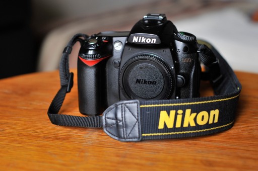 Zdjęcie oferty: Nikon d90 body + grip i karta pamięci 8GB
