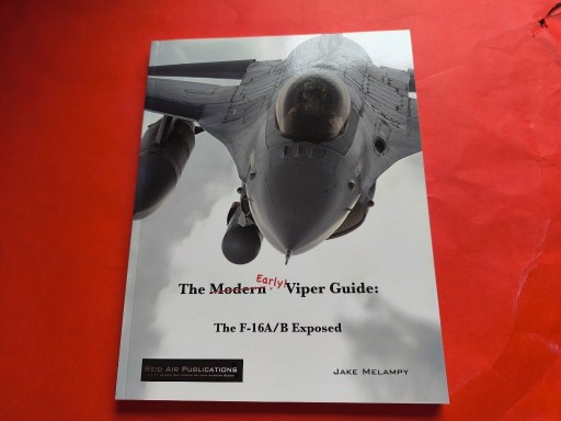 Zdjęcie oferty: F-16A/B Viper. Reid Air Publications 