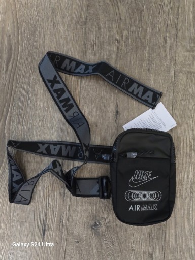 Zdjęcie oferty: Unisex saszetka na ramię marki Nike 