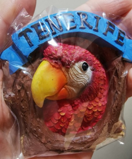 Zdjęcie oferty: Zagraniczny magnes na lodówkę Teneryfa papuga