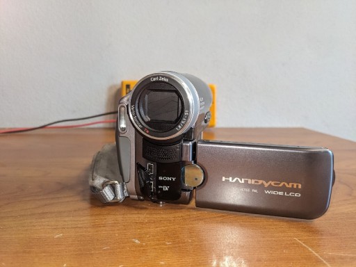 Zdjęcie oferty: Kamera Sony Handycam DCR-HC90E PAL cyfrowo-analogowa