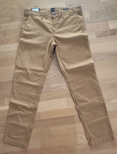 Zdjęcie oferty: Spodnie materiałowe Hugo Boss 36/32