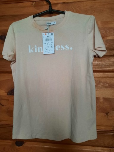 Zdjęcie oferty: Koszulka - t-shirt damska bezowa z napis XS Cropp 