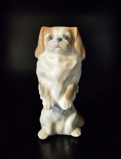 Zdjęcie oferty: Porcelanowa figurka psa cavalier Royal Copenhagen