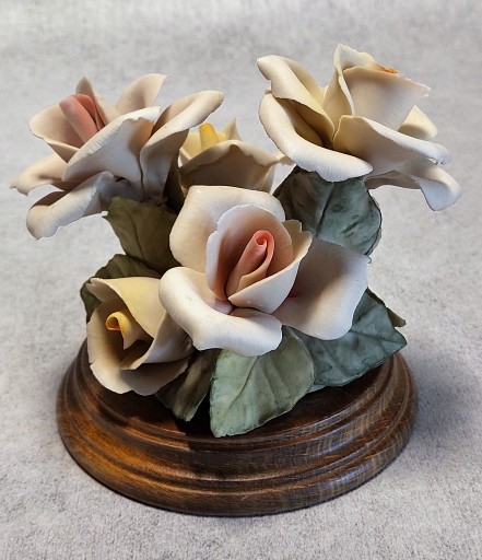 Zdjęcie oferty: Capodimonte Porcelanowy Bukiet Kwiaty Napoleon