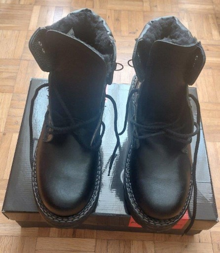 Zdjęcie oferty: Buty trapery męskie Agda rozmiar 43 28 cm