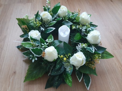 Zdjęcie oferty: stroik wianek wieniec na grób cmentarz białe róże kwiaty