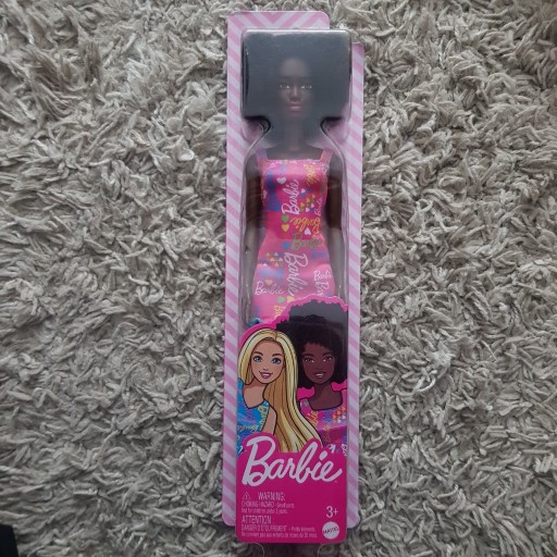 Zdjęcie oferty: Lalka Barbie z Afro W SUKIENCE HGM58 Mattel