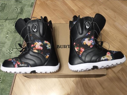 Zdjęcie oferty: Buty snowboardowe Burton Mint Speedzone US 7 EU 38