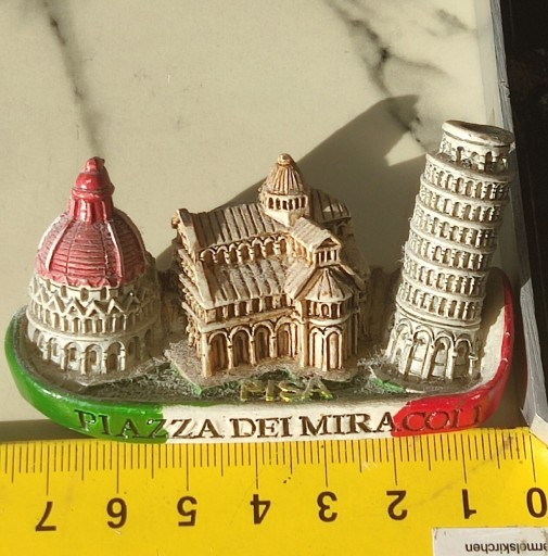 Zdjęcie oferty: Magnes na lodówkę kolekcja 3D Pisa Piza Italia 