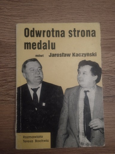 Zdjęcie oferty: Odwrotna strona Medalu mówi Jarosław Kaczyński 